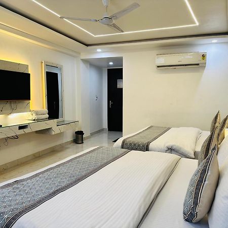 Hotel Krishna Deluxe-By Rcg Hotels Νέο Δελχί Εξωτερικό φωτογραφία