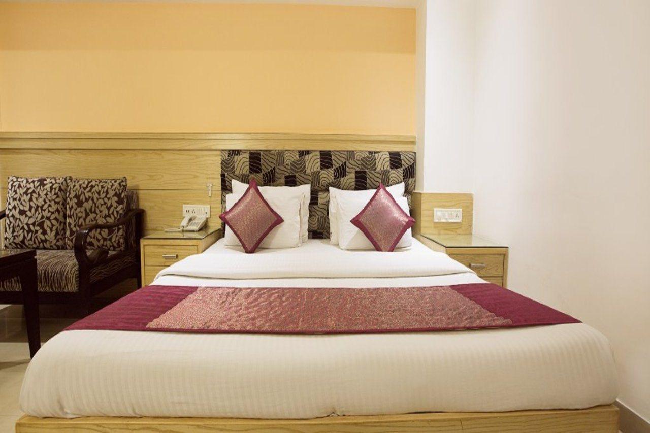 Hotel Krishna Deluxe-By Rcg Hotels Νέο Δελχί Εξωτερικό φωτογραφία