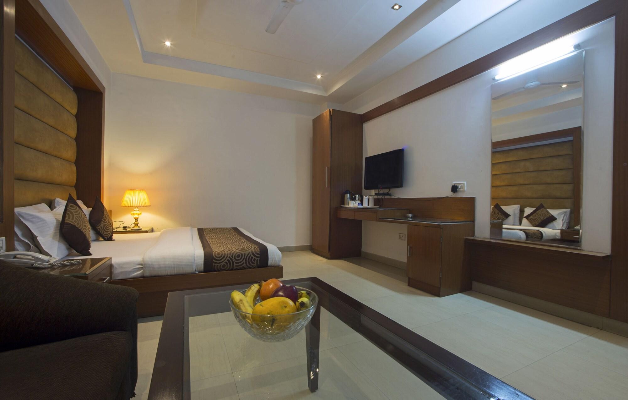 Hotel Krishna Deluxe-By Rcg Hotels Νέο Δελχί Εξωτερικό φωτογραφία