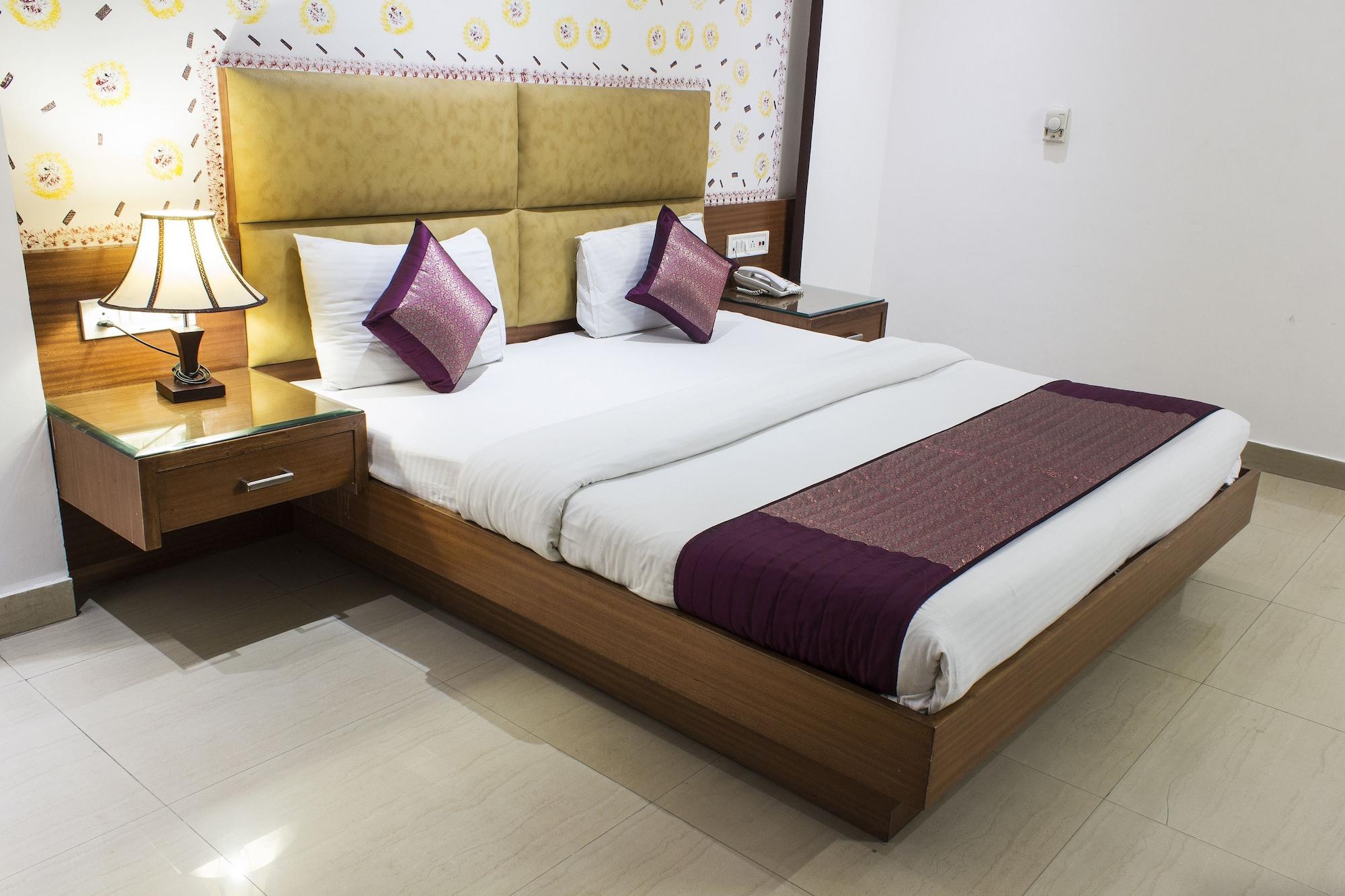 Hotel Krishna Deluxe-By Rcg Hotels Νέο Δελχί Εξωτερικό φωτογραφία
