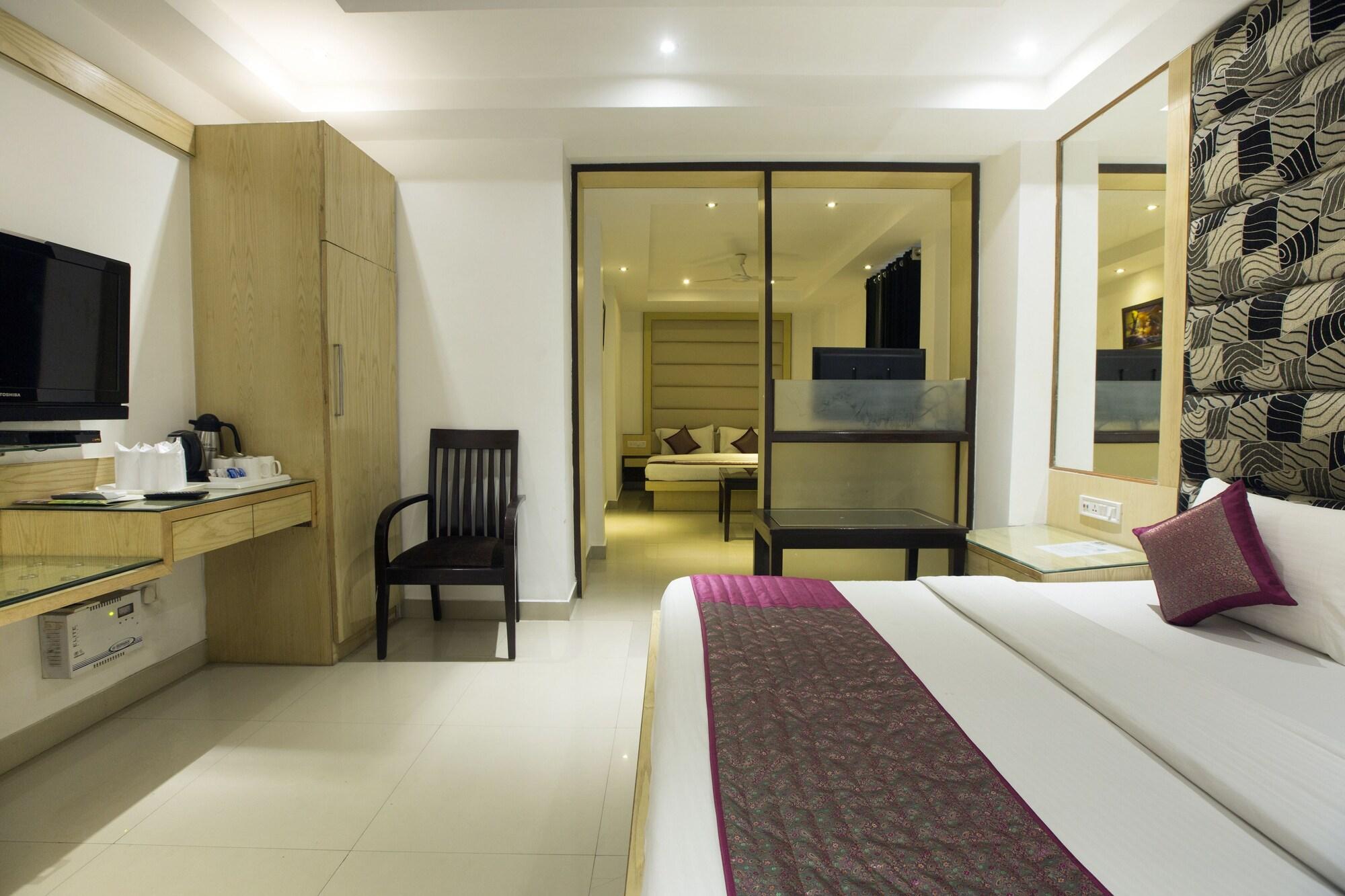 Hotel Krishna Deluxe-By Rcg Hotels Νέο Δελχί Εξωτερικό φωτογραφία