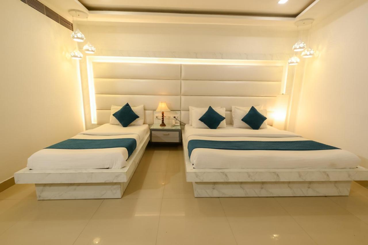 Hotel Krishna Deluxe-By Rcg Hotels Νέο Δελχί Εξωτερικό φωτογραφία