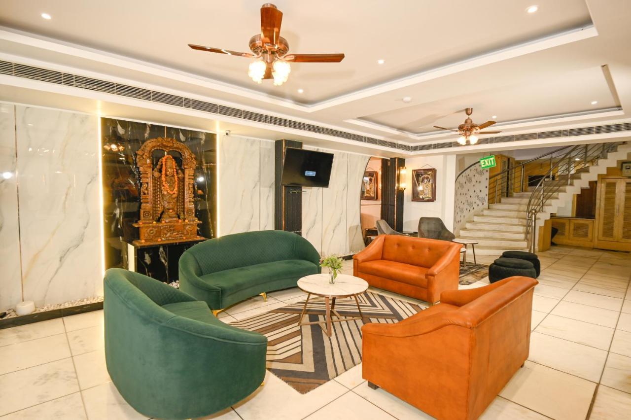 Hotel Krishna Deluxe-By Rcg Hotels Νέο Δελχί Εξωτερικό φωτογραφία