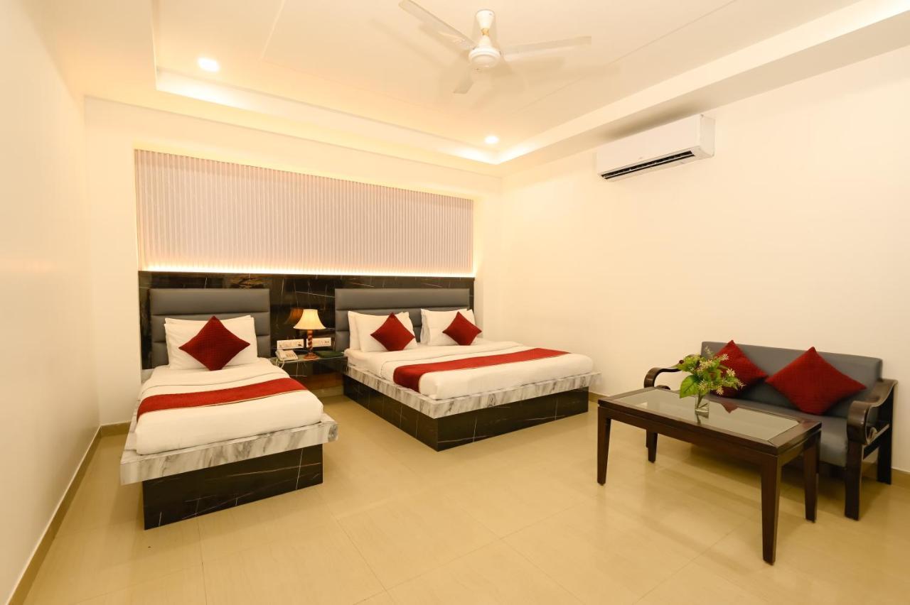 Hotel Krishna Deluxe-By Rcg Hotels Νέο Δελχί Εξωτερικό φωτογραφία