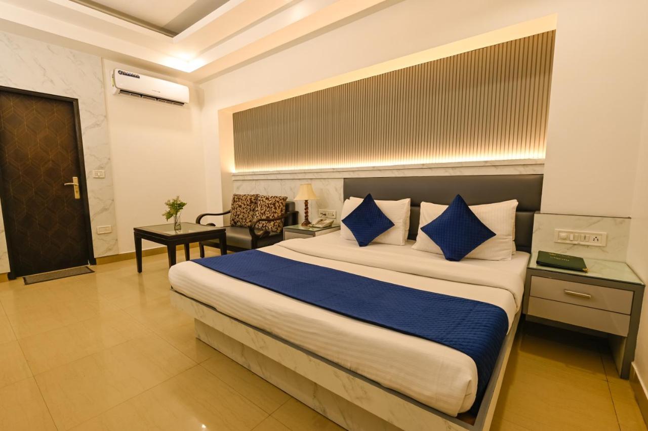 Hotel Krishna Deluxe-By Rcg Hotels Νέο Δελχί Εξωτερικό φωτογραφία