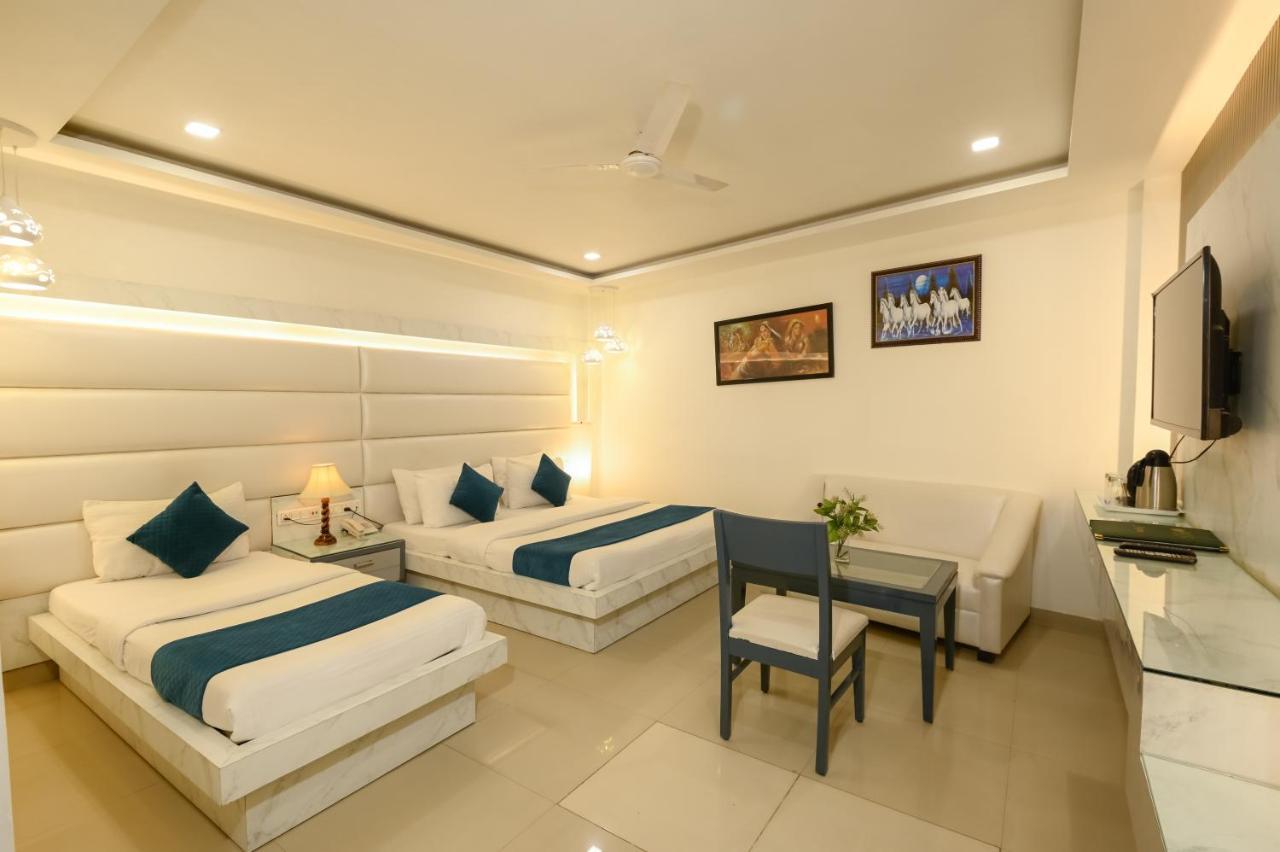 Hotel Krishna Deluxe-By Rcg Hotels Νέο Δελχί Εξωτερικό φωτογραφία