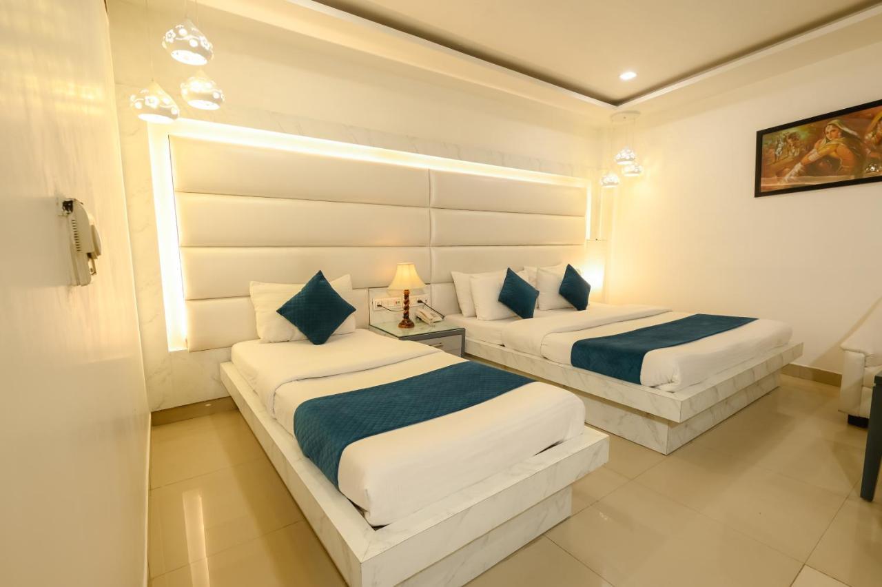 Hotel Krishna Deluxe-By Rcg Hotels Νέο Δελχί Εξωτερικό φωτογραφία