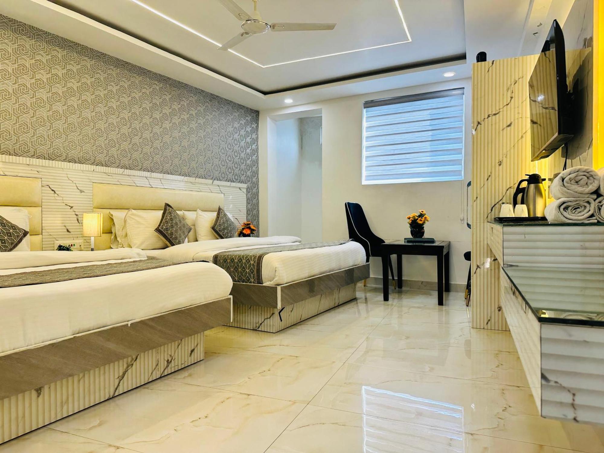 Hotel Krishna Deluxe-By Rcg Hotels Νέο Δελχί Εξωτερικό φωτογραφία