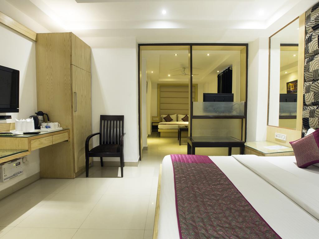 Hotel Krishna Deluxe-By Rcg Hotels Νέο Δελχί Εξωτερικό φωτογραφία