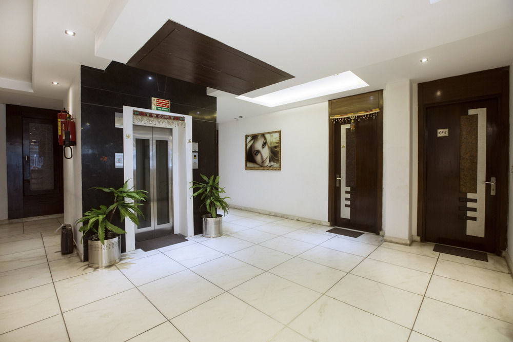 Hotel Krishna Deluxe-By Rcg Hotels Νέο Δελχί Εξωτερικό φωτογραφία